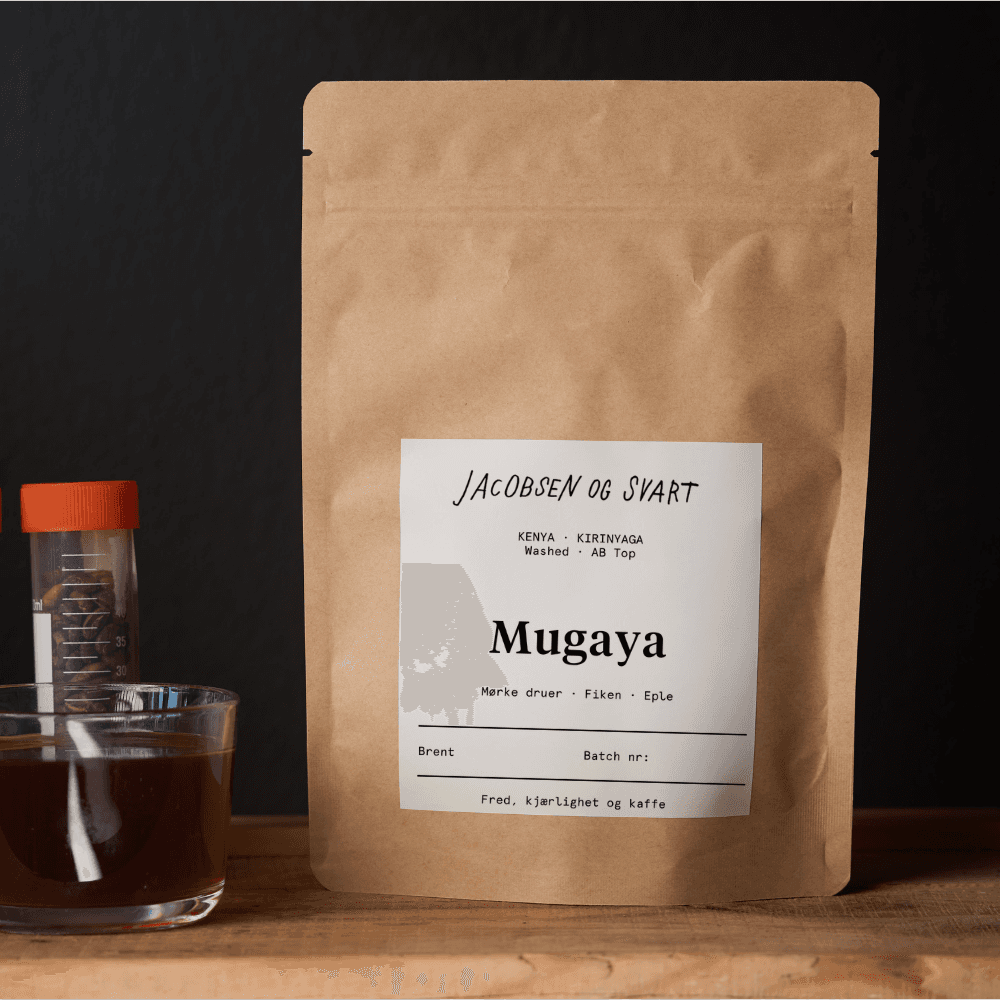 Kraftpapirpose med kaffe fra Kenya merket Mugaya